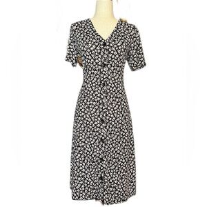 🛑 “SOLD” Black & White Button Down Floral Dress